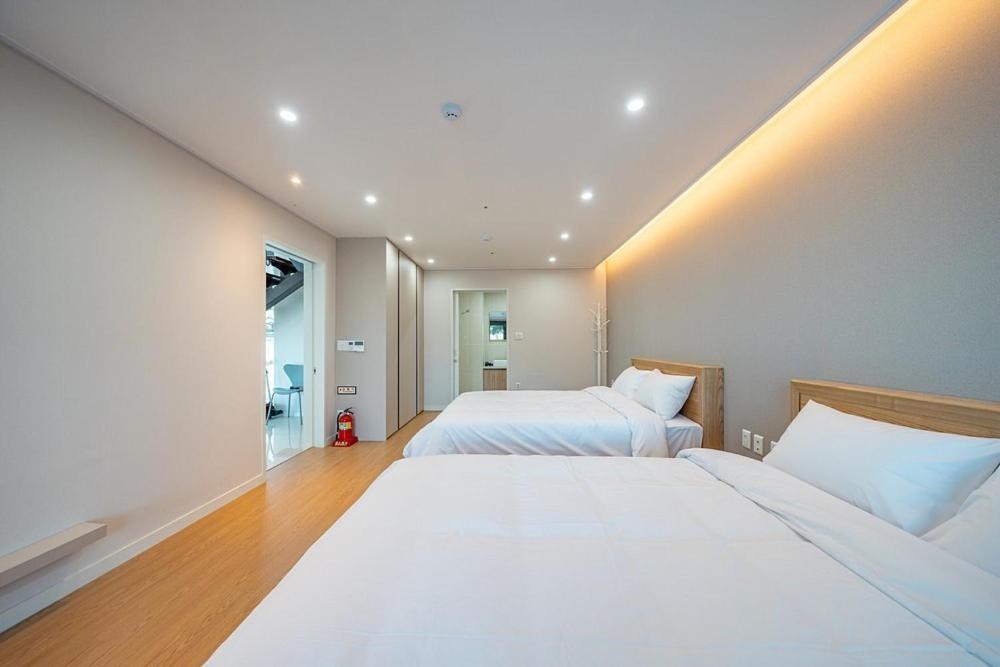 Jecheon The Shine Cheongpung Hotel Room photo