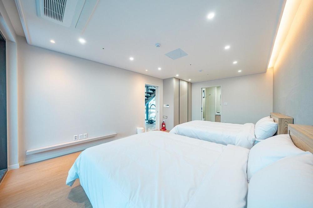 Jecheon The Shine Cheongpung Hotel Room photo