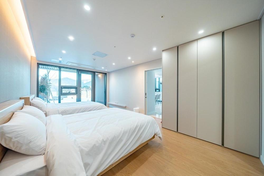 Jecheon The Shine Cheongpung Hotel Room photo
